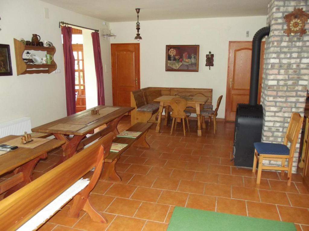 Szarvas Panzio Hotel Erdőbénye Esterno foto