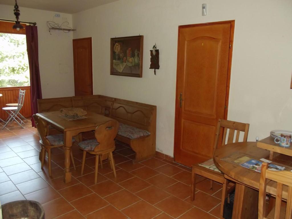 Szarvas Panzio Hotel Erdőbénye Esterno foto